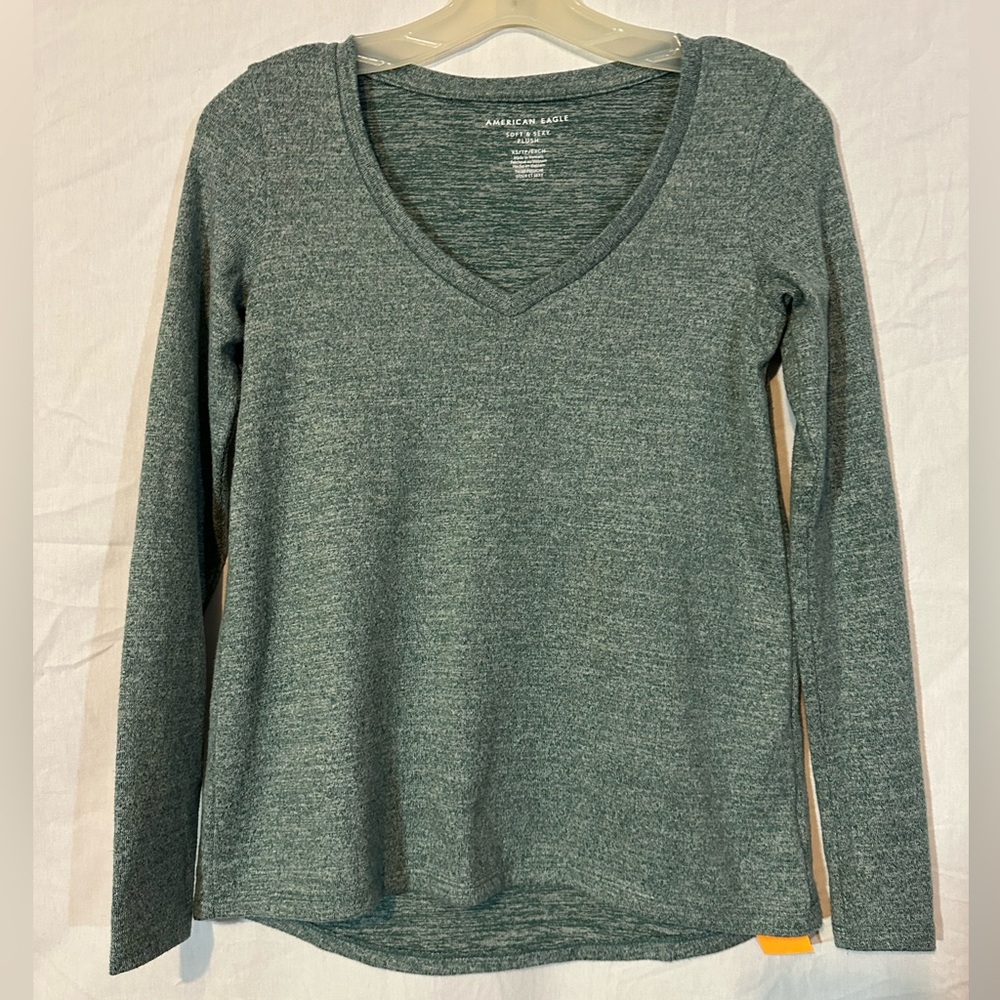 American Eagle Soft & Sexy Long Sleeve Tee